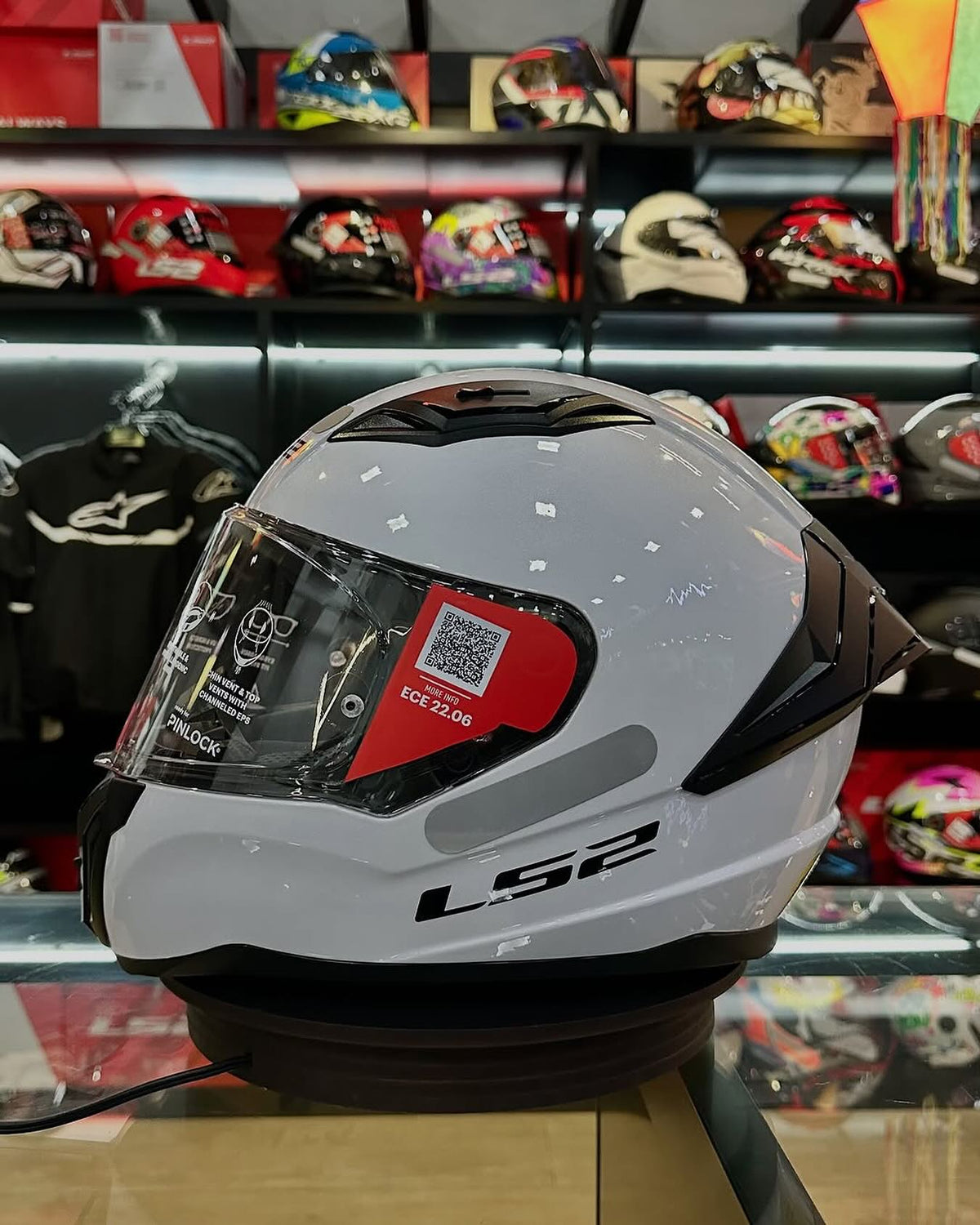 CAPACETE LS2 FF810 VIGO MONOCOLOR BRANCO